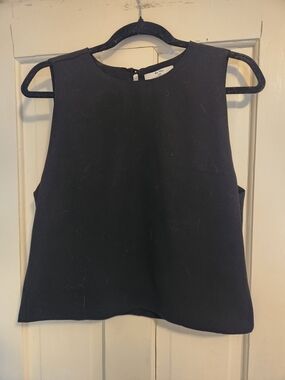Boxy Sleeveless Top - Black
